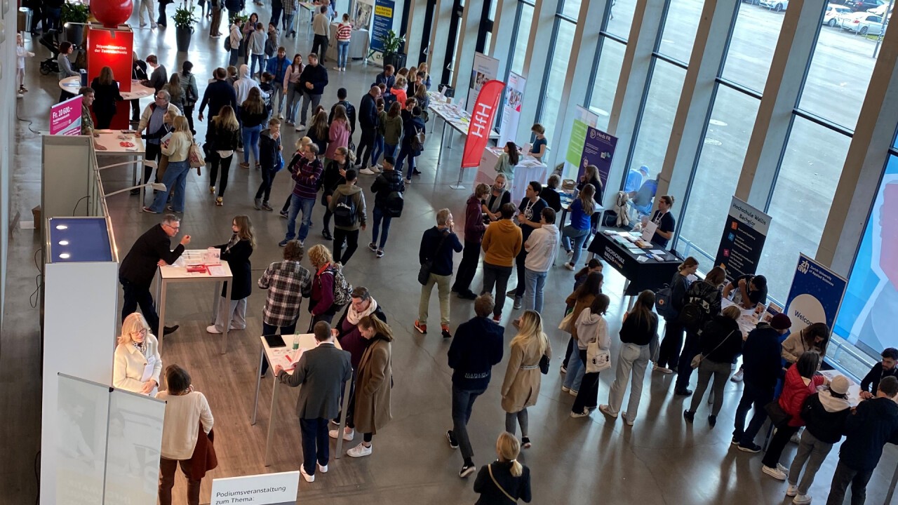 Universitäten und Hochschulen stellen sich vor.