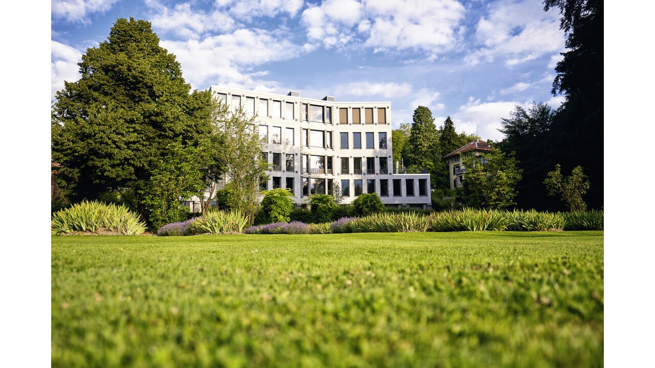 Die Hotelfachschule Zürich heute - Parksicht