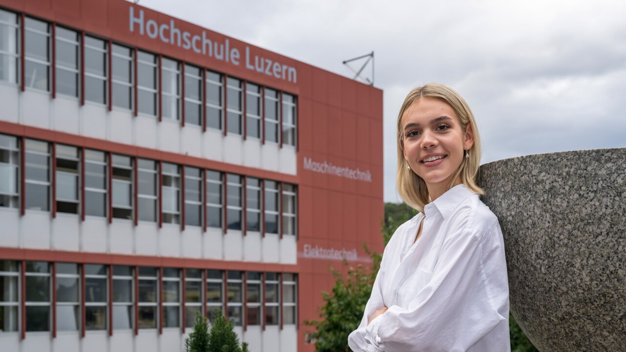 Der Weg an die Hochschule verlief für Andrea Infang ganz anders als geplant... (Bild: Christoph Arnet)