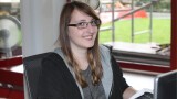 Bildet sich kontinuierlich weiter: Die Zugerin Eve Meier (24) studiert zurzeit Informatik.